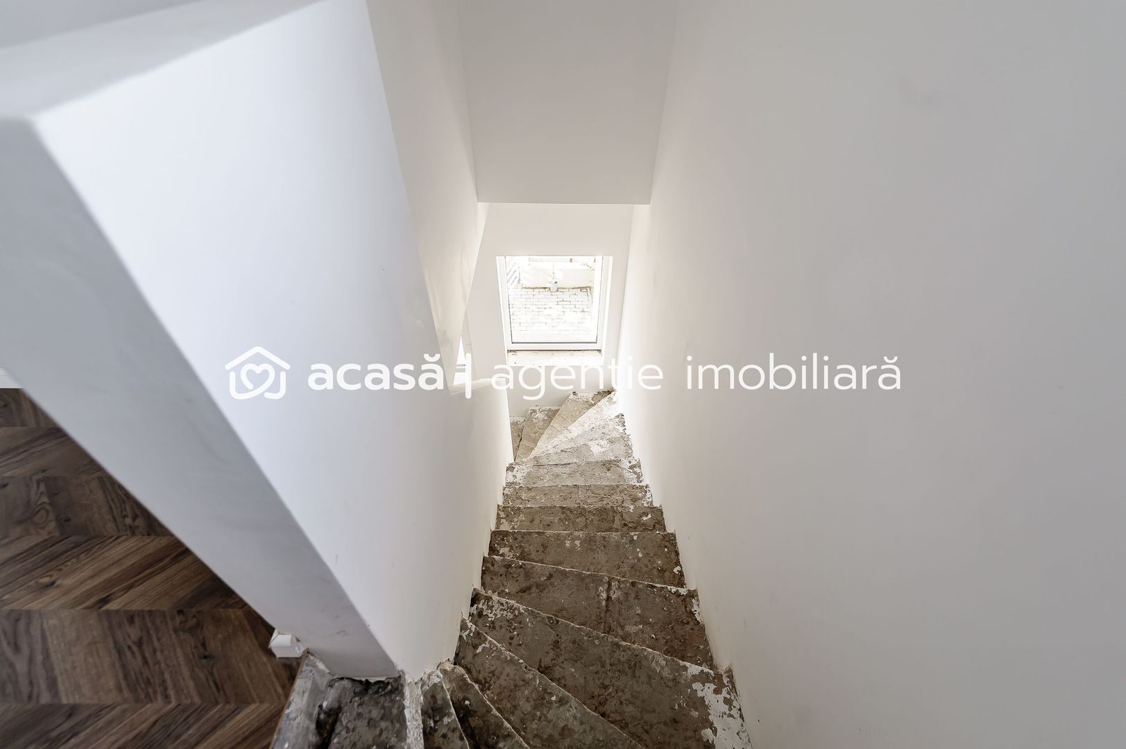 Vândut! Casă modernă, elegantă cu spațiu pentru întreaga familie - Poză 7