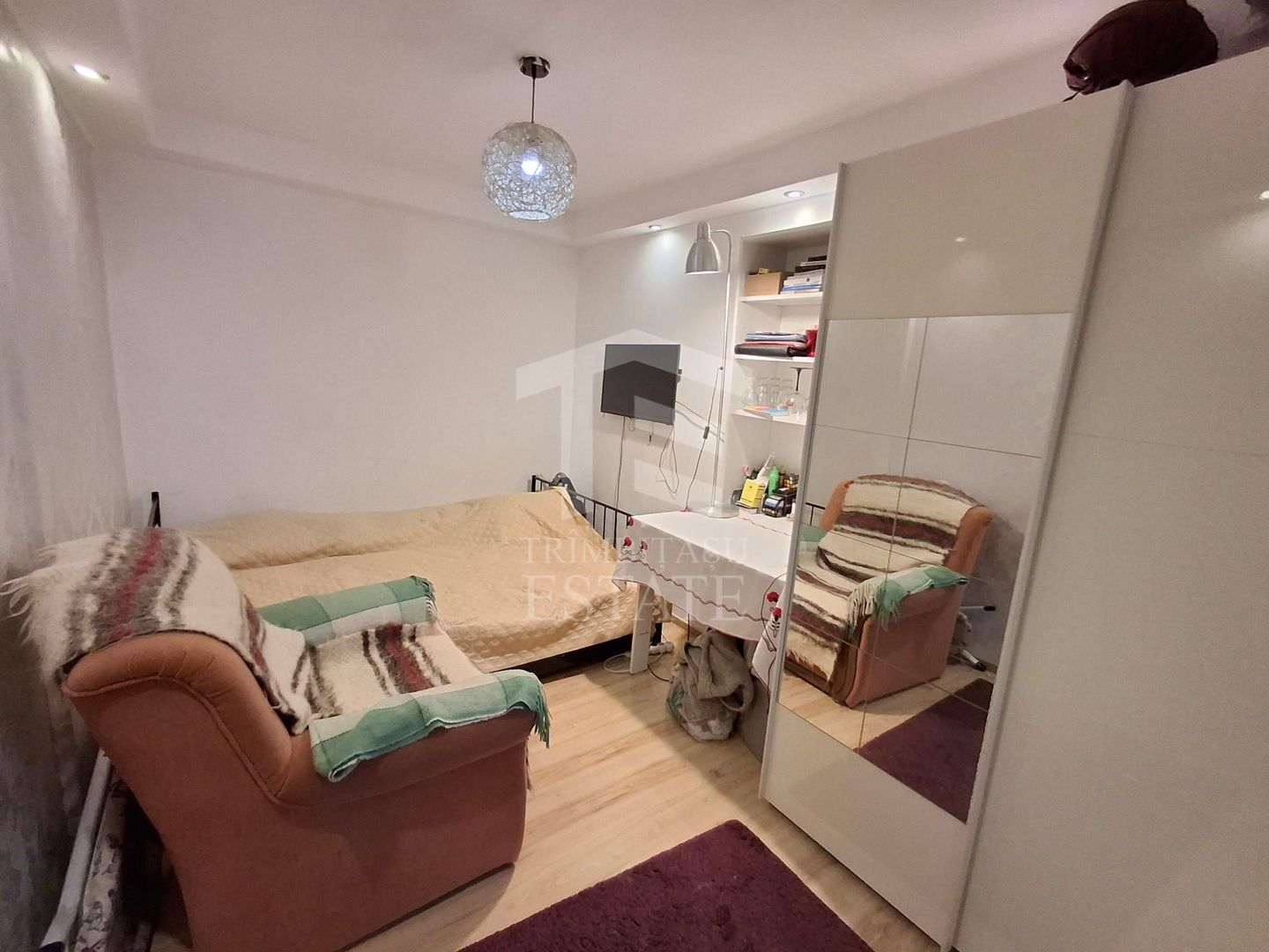 Casa de vanzare 3 camere Zona  Timpuri Noi - Poză 6