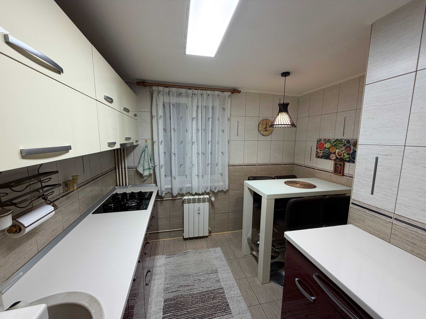 Inchiriere apartament 3 camere Drumul Taberei - Poză 5