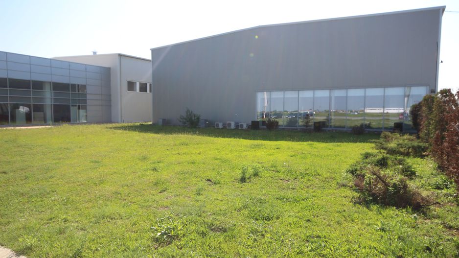 Spatiu Comercial,Showroom si birouri - inchiriere- 900 mp.  zona Calea Sagului - Poză 8