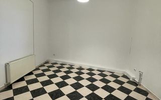 Apartament de 5 camere cu destinatia birou de inchiriat - Poză 2