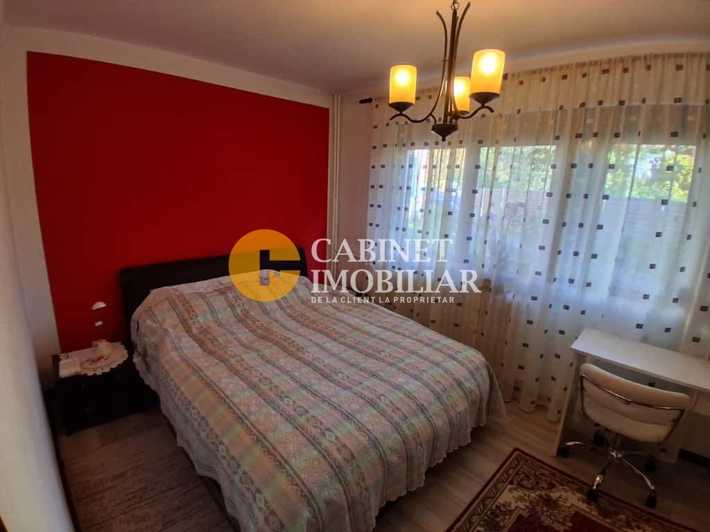 Apartamnt 2 camere, semidecomandat, Zona Tatarasi, Iasi - Poză 2