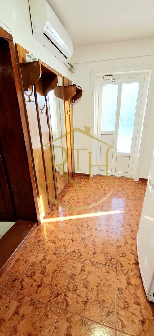 Oferim spre inchiriere casa spatioasa cu 2 camere, Zona Soarelui,cartier privat - Poză 9