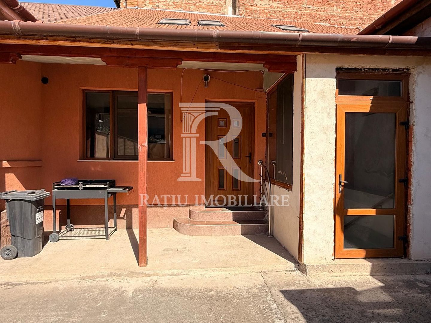Casa cu 3 camere de inchiriat | Pet Friendly  | Zona Centrala - Poză 16