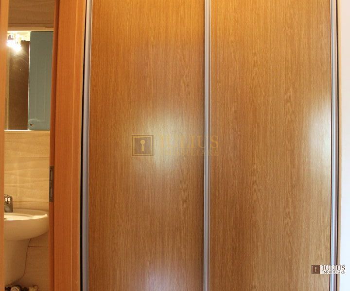 Aradului; parcare privata, include Ctr. A.F.P - Poză 15