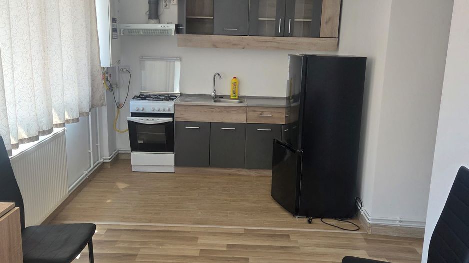 Apartament  2 camera zona Astra,str.Carpatilor - Poză 5