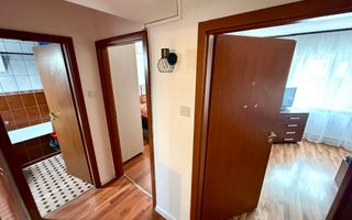 3 decomandate - 2 bai - etaj 1 - centrala proprie - McDonald's - Poză 4