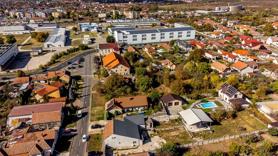 Vilă nouă independentă energetic și 1117 mp teren - Poză 18