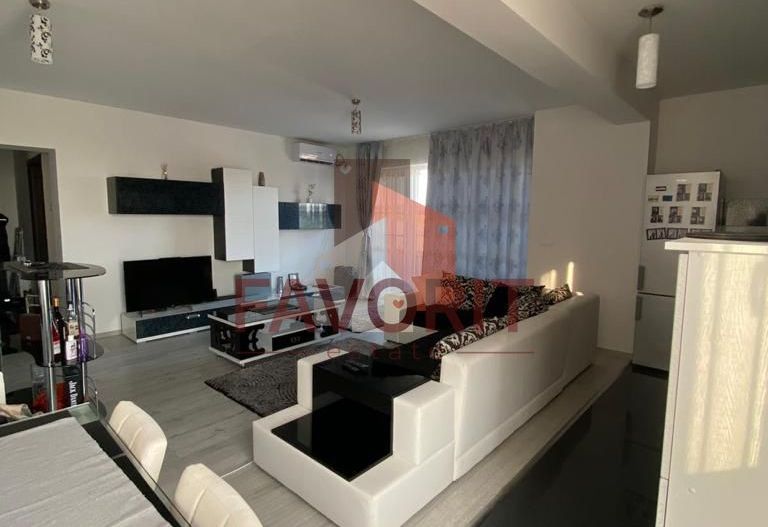 2 camere | decomandat | centrala proprie | finisaje premium | zona excelenta | - Poză 1