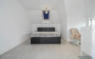Casa de tip duplex finisata mobilata in Floresti zona Florilor - Poză 22