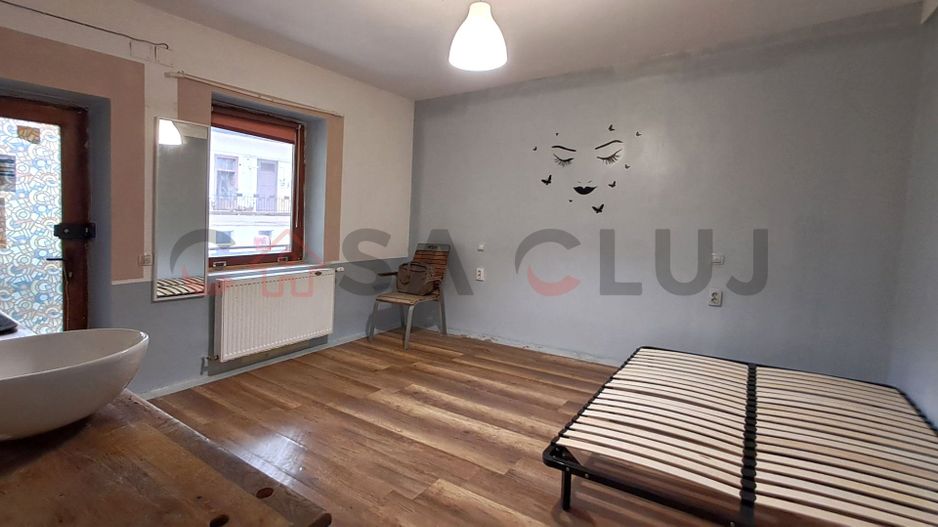 Ultracentral!! Clădire / 3 nivele – 14 camere, 300 mp utili, B-dul Eroilor!! - Poză 5