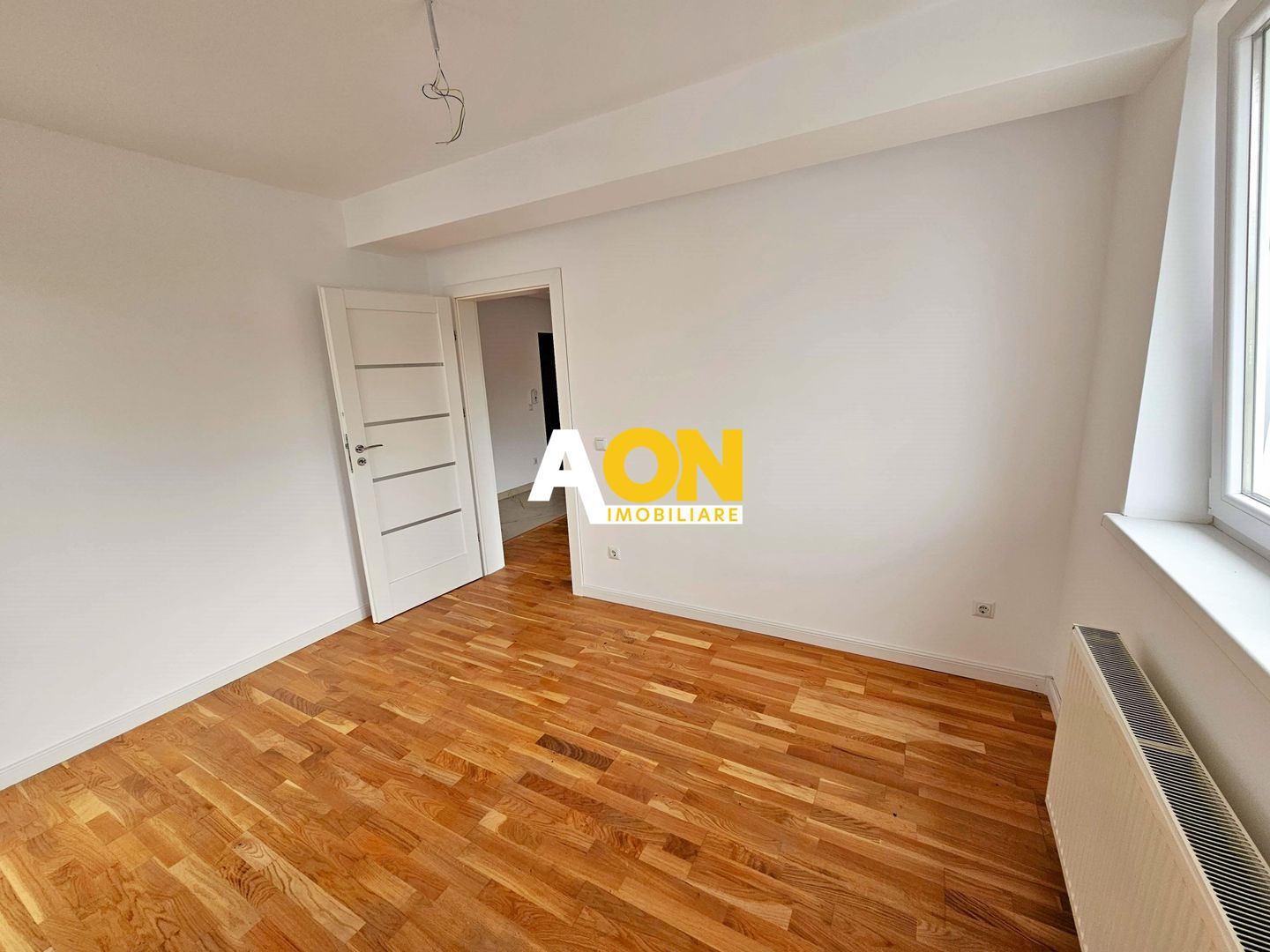 Apartament 2 camere, 43 mp utili + balcon 9 mp,  etaj 3, bloc nou - Poză 5