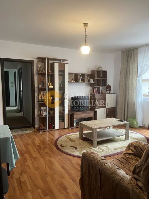 Apartament 3 Camere - 70 mp - Etaj intermediar -  Zona Alexandru Cel Bun - Poză 2