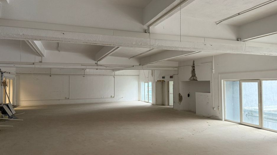 Spatiu comercial de inchiriat - Poză 1