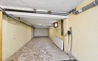 Vilă cu 8 camere de vânzare, piscina, livada, iesire la Balta Pasarea - Poză 31