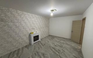 De inchiriat apartament cu 3 camere NEMOBILAT, Brancoveanu sector4 - Poză 2