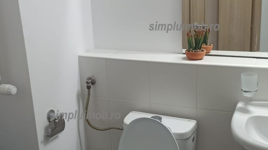 Zona centrala decomandat 2 camere - Poză 15