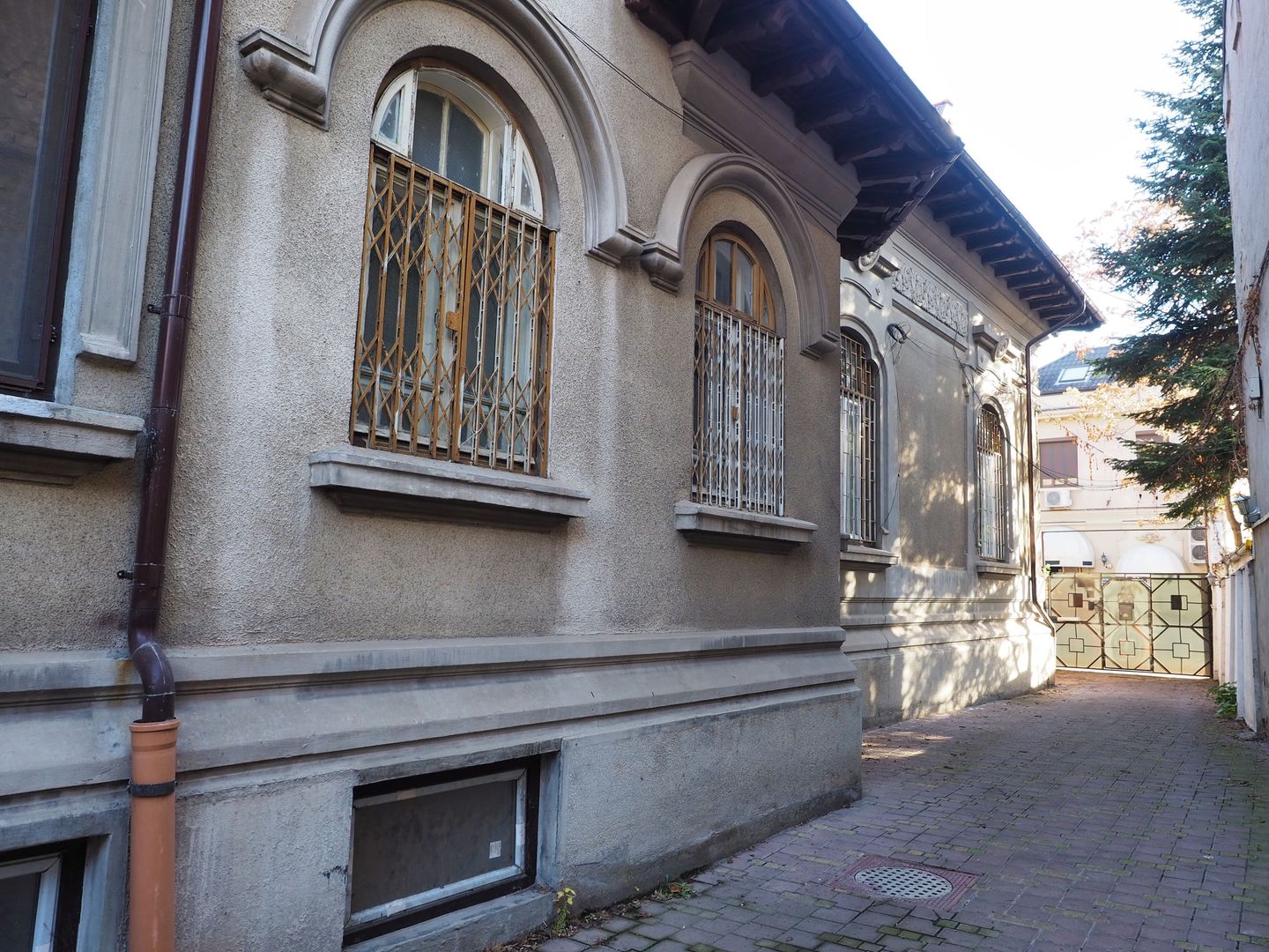 INCHIRIERE PARTER VILA ISTORICA-UNIVERSITATE-Izvorul rece - Poză 15