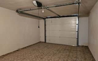 Apartament cu 4 camere si scara interioara de vanzare, Lipoveni - Poză 13