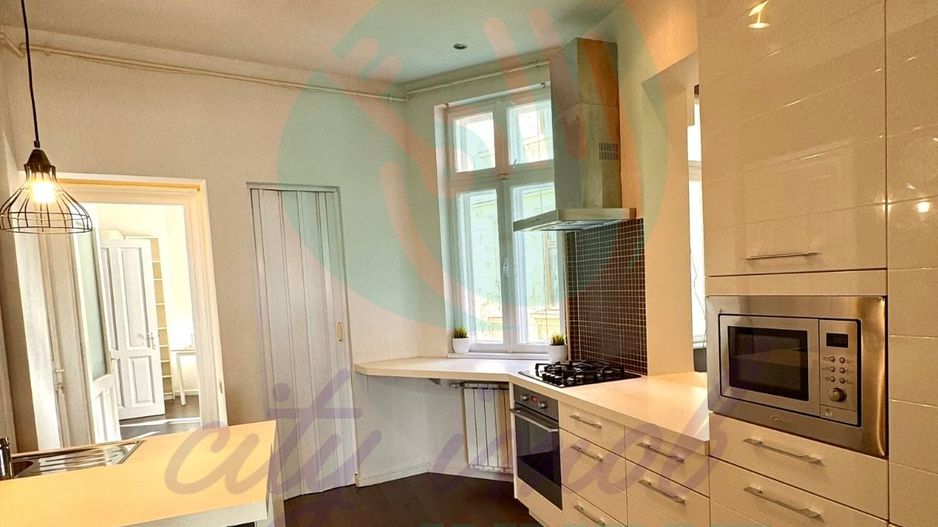 4 camere Vilă interbelică-Parc Tineretului-Centrala proprie - Poză 11