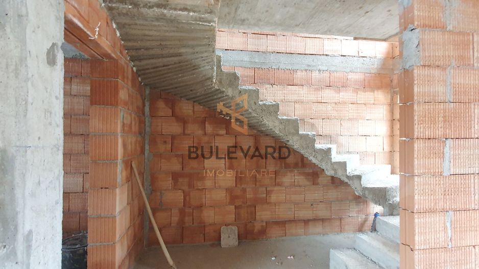 Casa  tip duplex in zona Terra! - Poză 6
