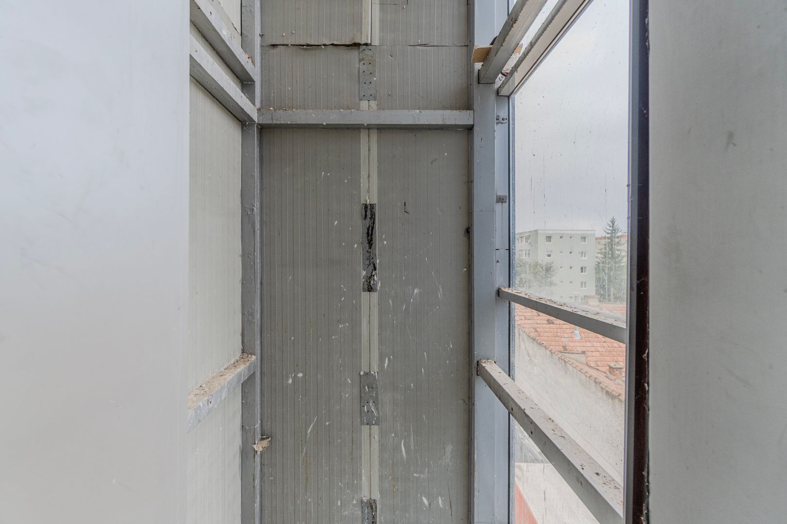 Cladire de 902 mp utili de vânzare, zona Grivitei - DN 13, COMISION 0 - Poză 99