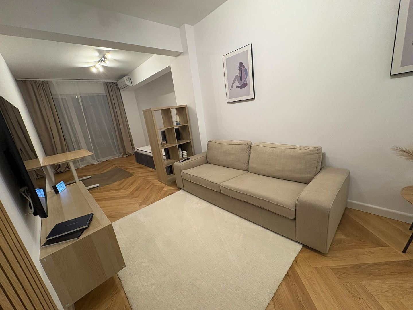 Mircea Cel Batran  | 1 Camera | 47 mp Utili | Amenajat Modern - Poză 1