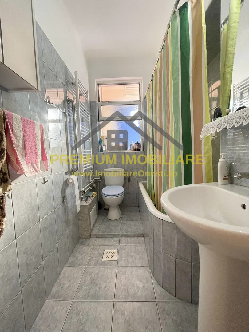 Apartament 3 Camere - Decomandat - Zona ultracentrala - Poză 4