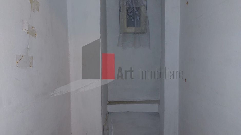 Apartamentul "BEQUEM",  180 mp suprafata totala, CONSOLIDAT, GARAJ IN ACTE, BOXE - Poză 17