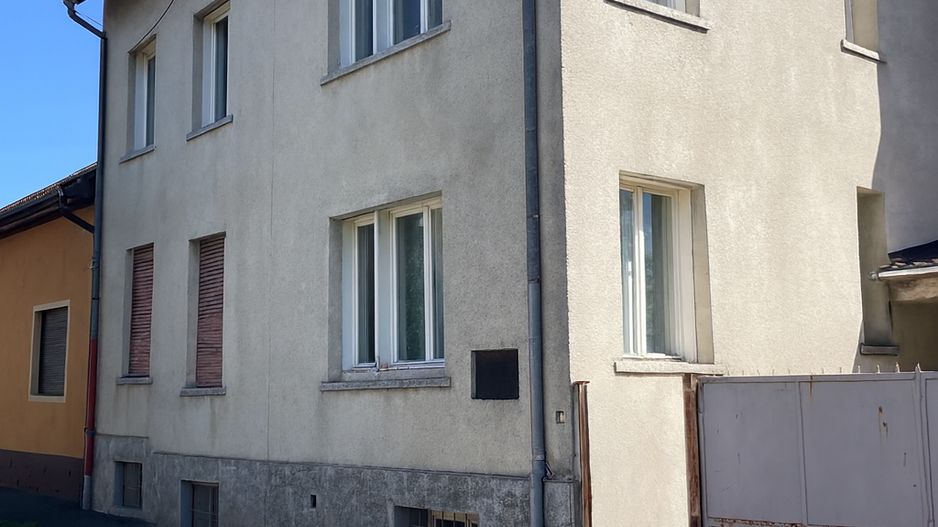 Casă spațioasă în Elisabetin - Poză 1