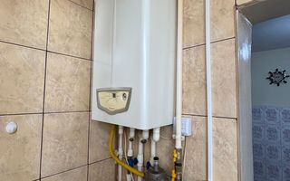 De Vânzare - Apartament 3 Camere, Strada Decebal - Poză 14