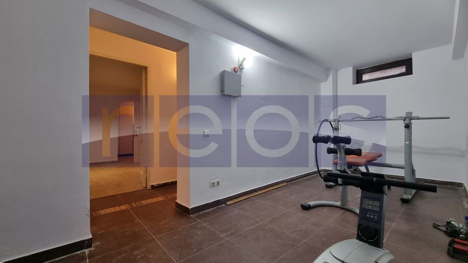 VANZARE- 9- CAMERE (S+P)- VILA -COTROCENI - Poză 39