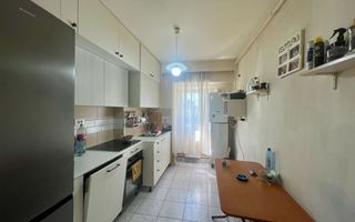 Apartament cu 3 camere decomandate in zona Primaverii - Poză 4