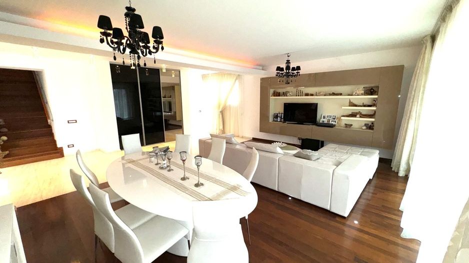 Casa de vanzare Urziceni Ialomita bulevard principal - Poză 2