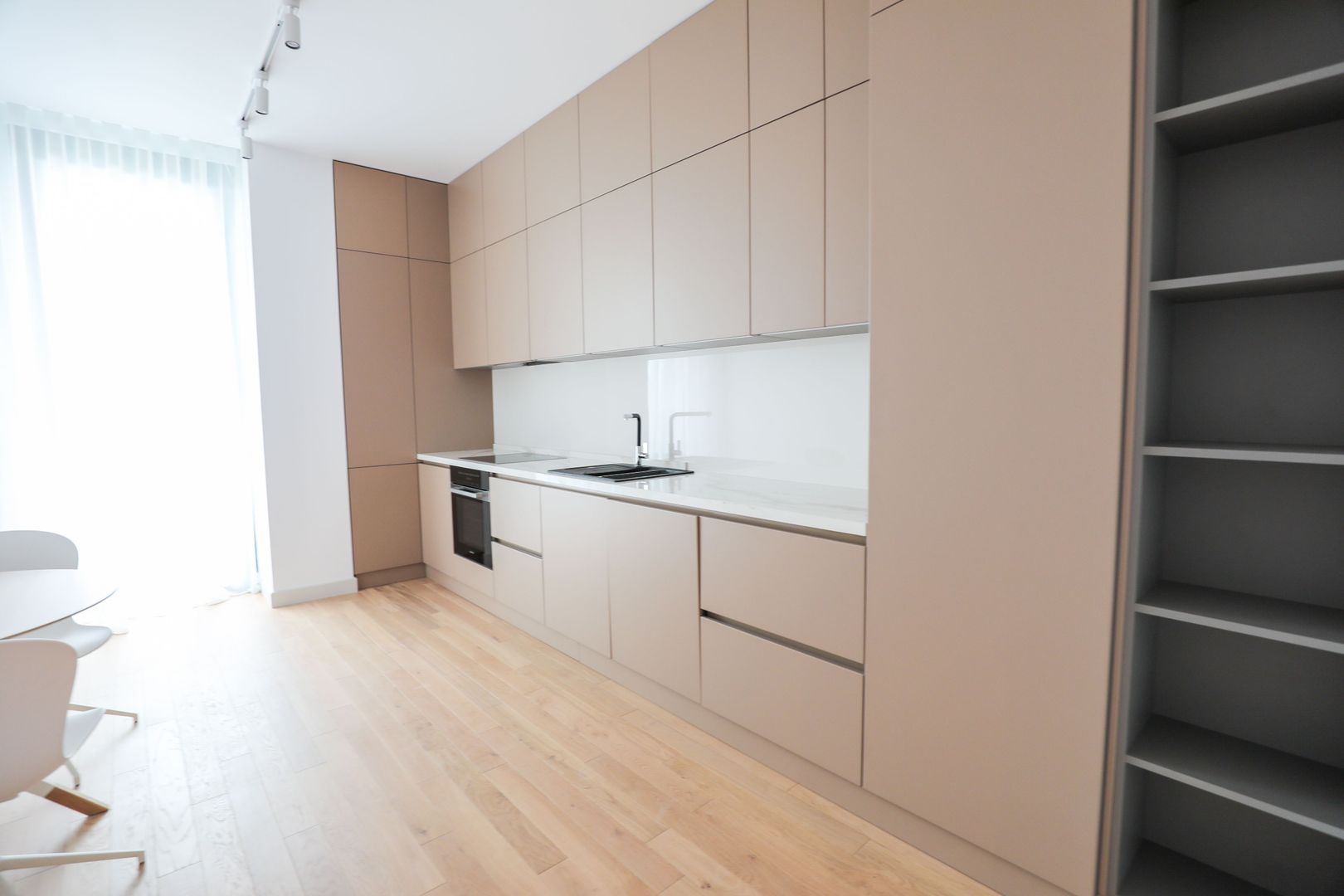 Unique Luxury Apartment | 4 Rooms | CITY VIEW - Poză 9