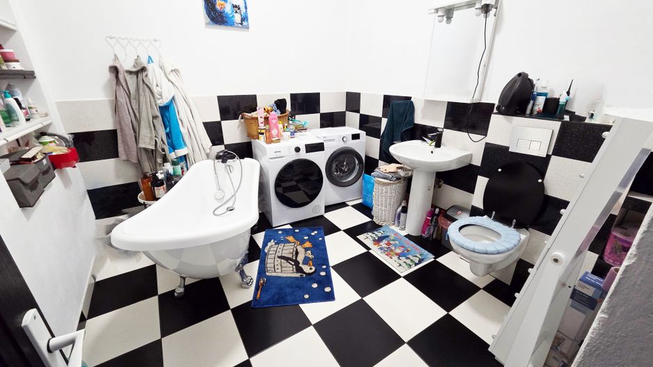 Apartament de vânzare cu tavane înalte, Arad, centru - Poză 9