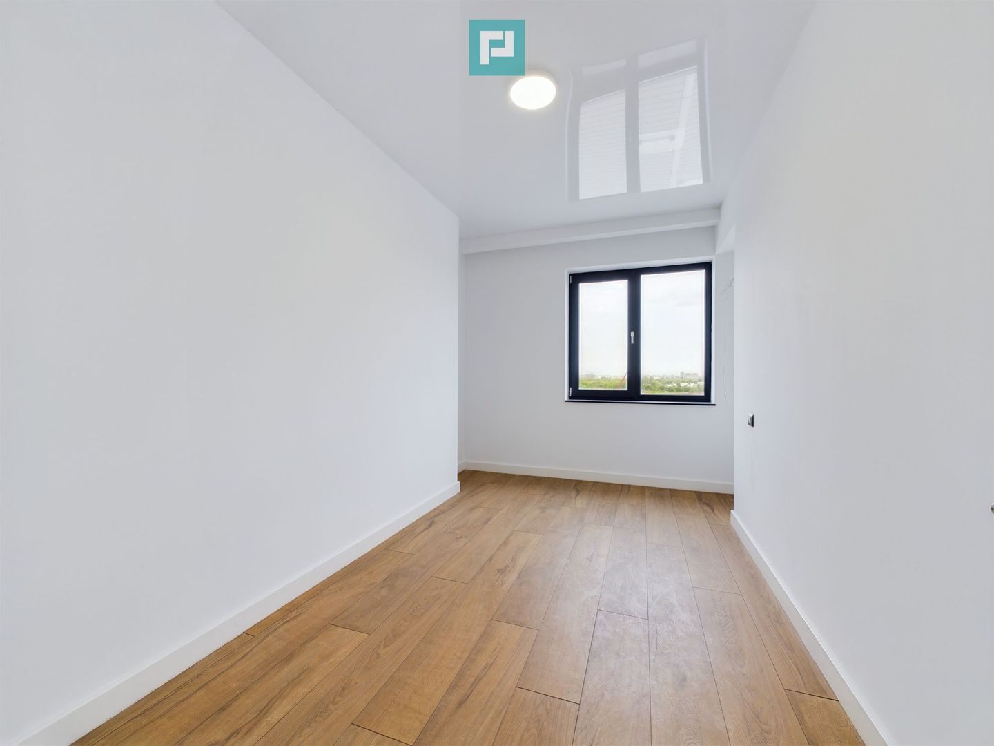 Penthouse Elegant de 4 Camere cu Terasă Panoramică, Bulevardul Pipera - Poză 17