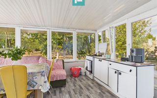 Casă retrasă cu 4 camere, teren 920 mp în  Pișchia - Poză 11