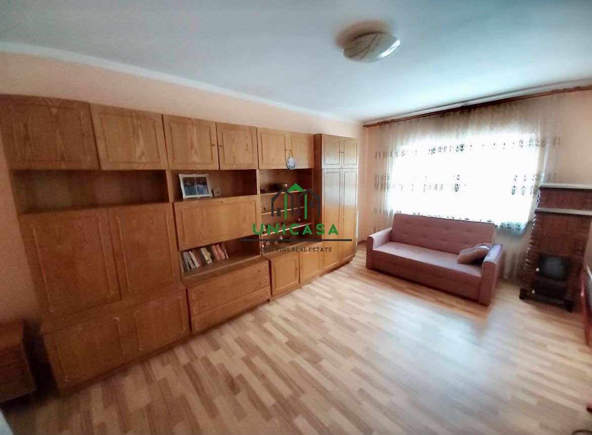 APARTAMENT 3 CAMERE/ VOINEASA - Poză 3
