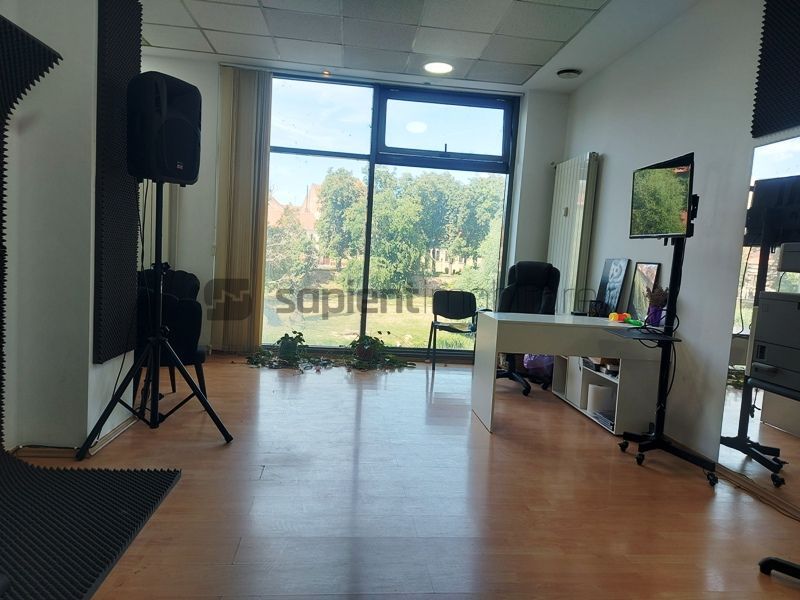 Spatiu comercial ultracentral ideal pentru birouri - Poză 5