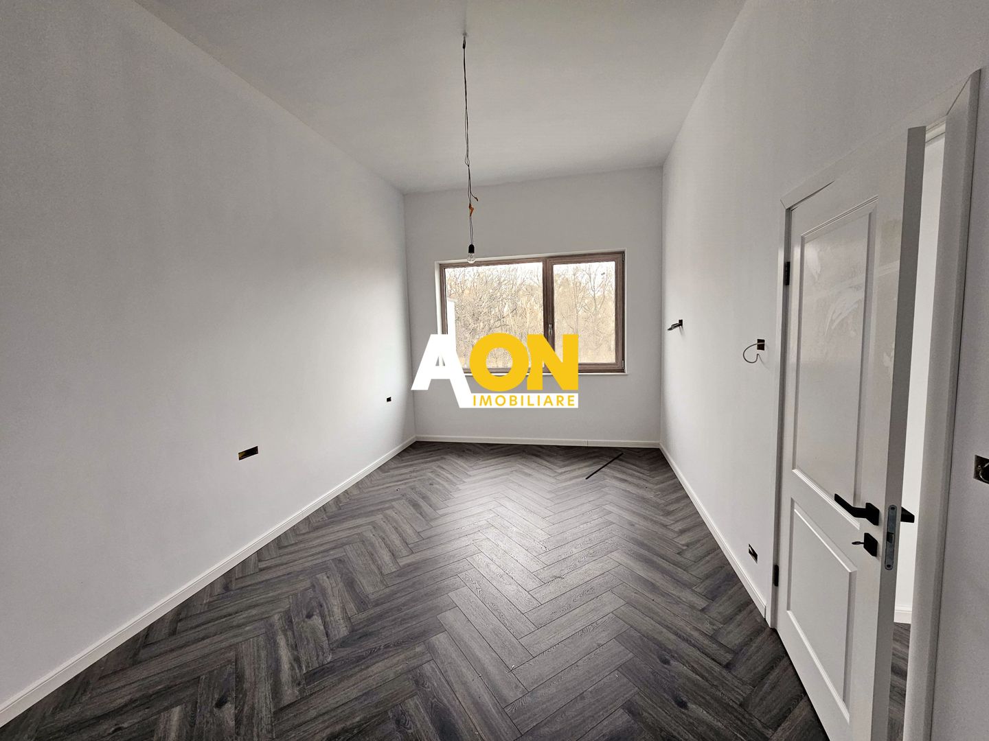 Casa noua, 6 camere, finisata la cheie, 1000 mp teren, zona Schit - Poză 17