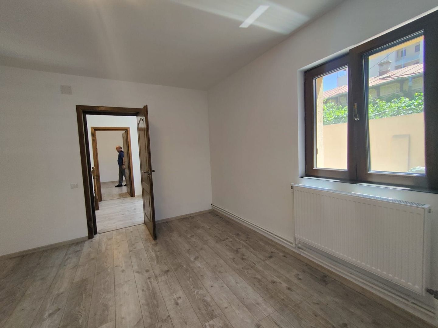 Închiriere Vilă 4 Camere | P+1 | Banu Manta - Pasaj Basarab | 5 minute de Metrou - Poză 9