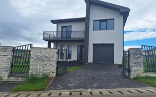 Casa individuala 205 mp, 4 dormitoare, 716 teren, Chinteni - Poză 2