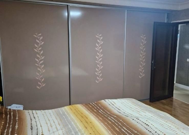 Apartament 3 camere modern, spațios, parter, bloc reabilitat, balcon - Poză 1