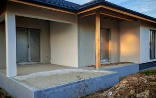 Casa la cheie in CRISTIAN pe Parter, zona de vile,250.000 euro