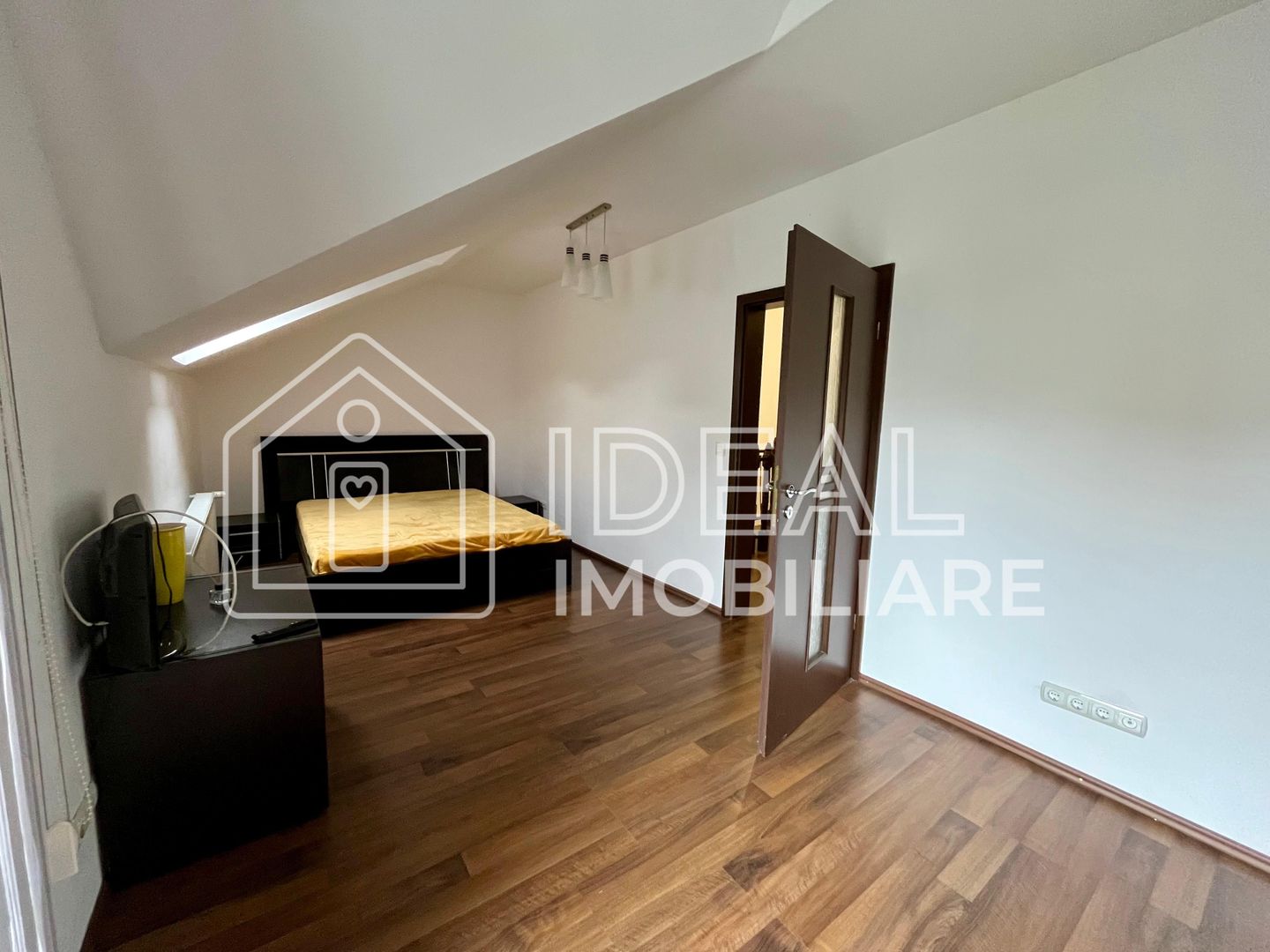 Casă individuală de vânzare în Șelimbăr – 5 camere | 150 mpu - Poză 9