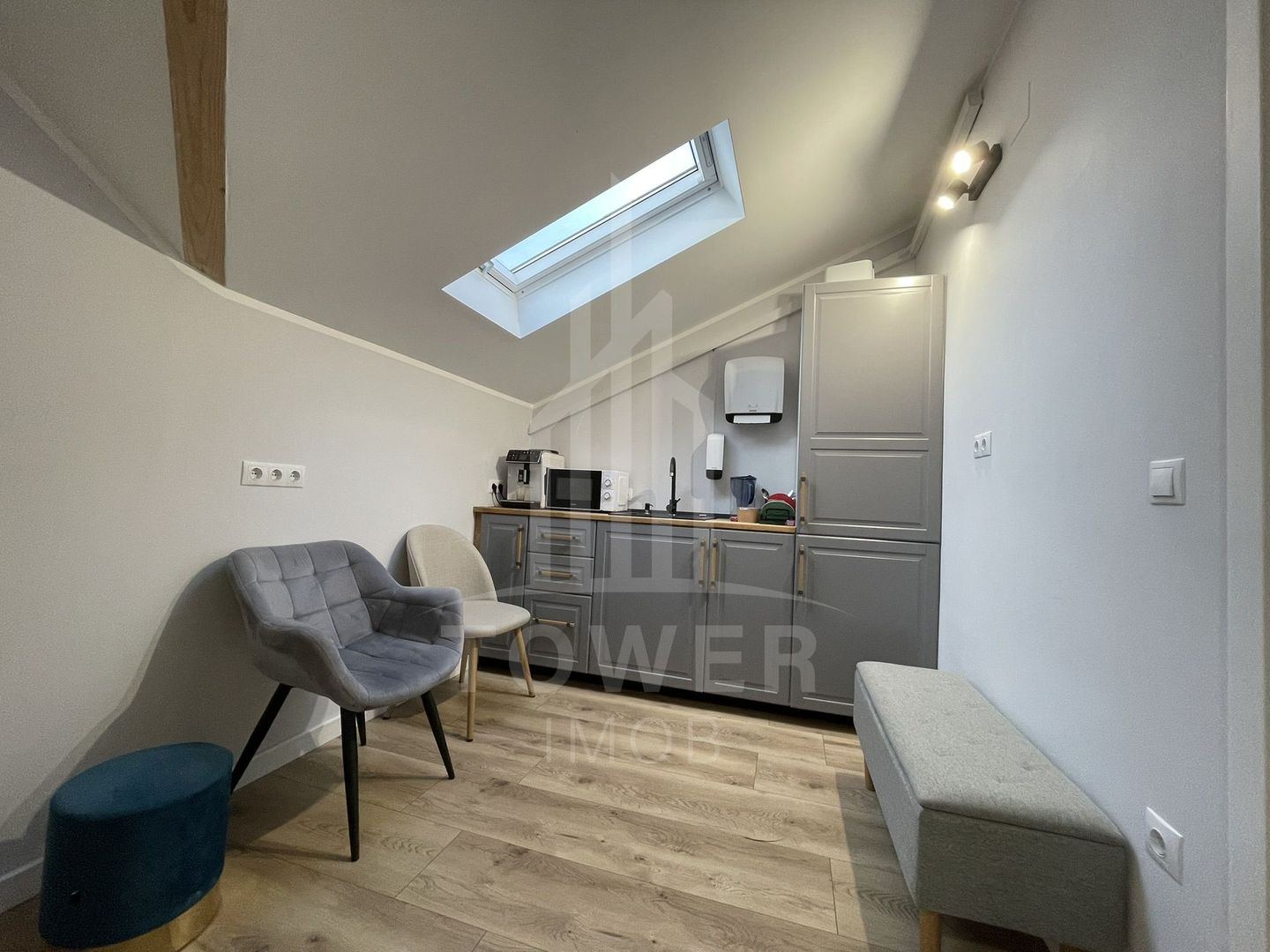 Spațiu comercial - salon înfrumusețare - Poză 8