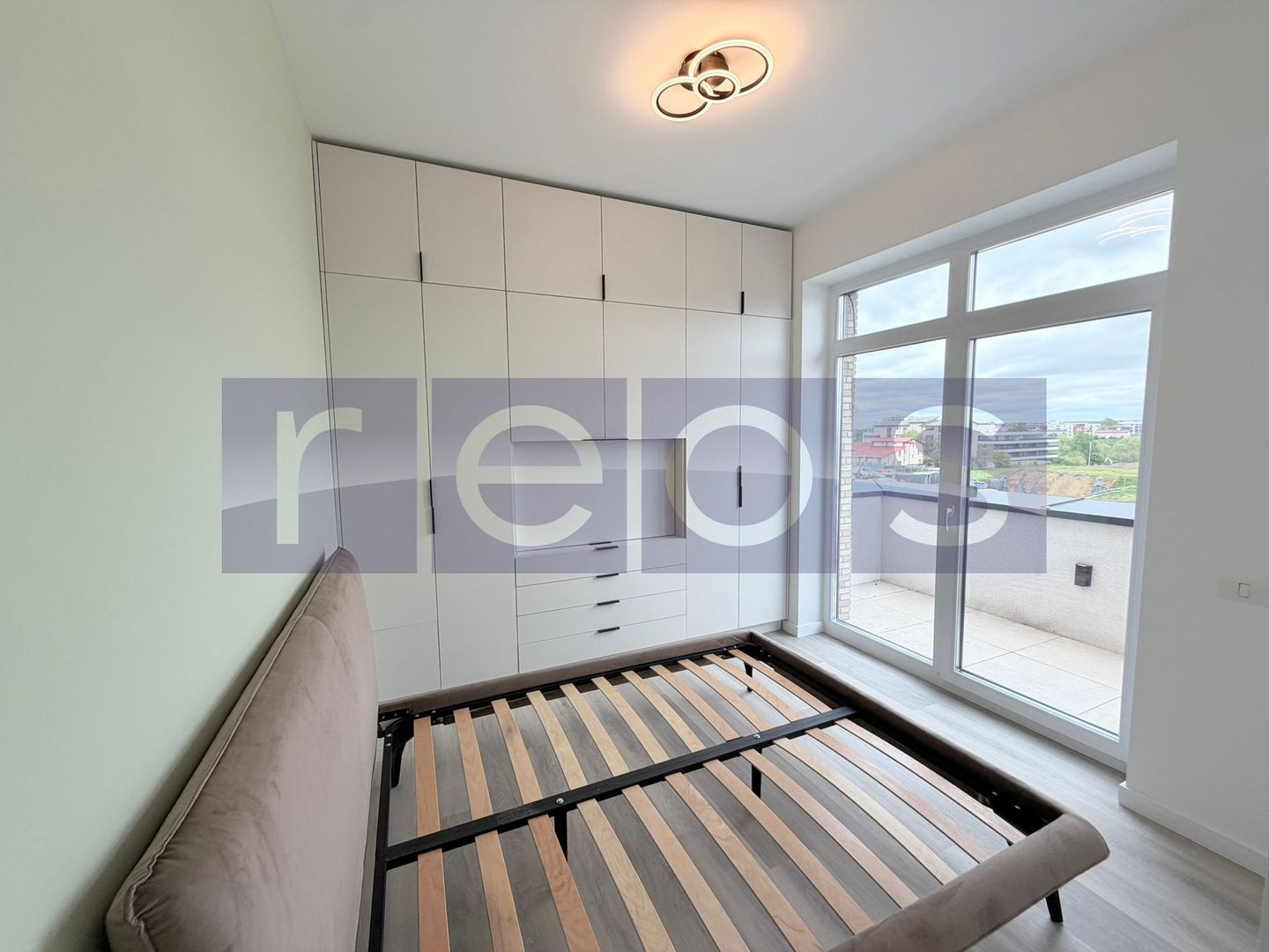 INCHIRIERE APARTAMENT 3 CAMERE | MOBILAT-UTILAT LUX | PARCARE | PIPERA - Poză 14