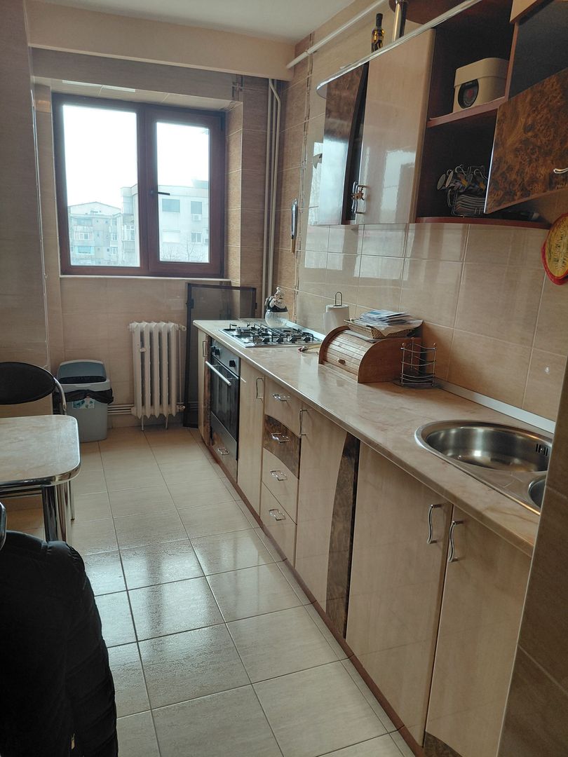 Apartament 3 camere dec,Micro 21,et 3,2 bai,2 balcoane - Poză 6