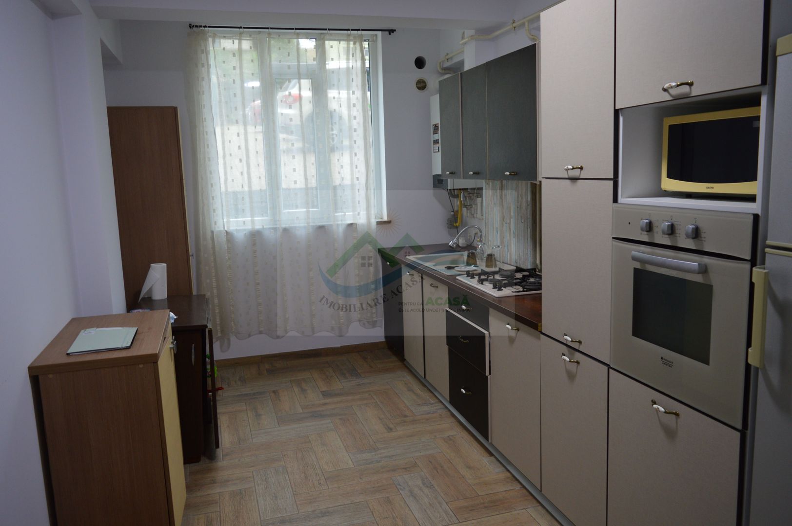 Apartament 3 camere Burdujeni/Suceava - Poză 3